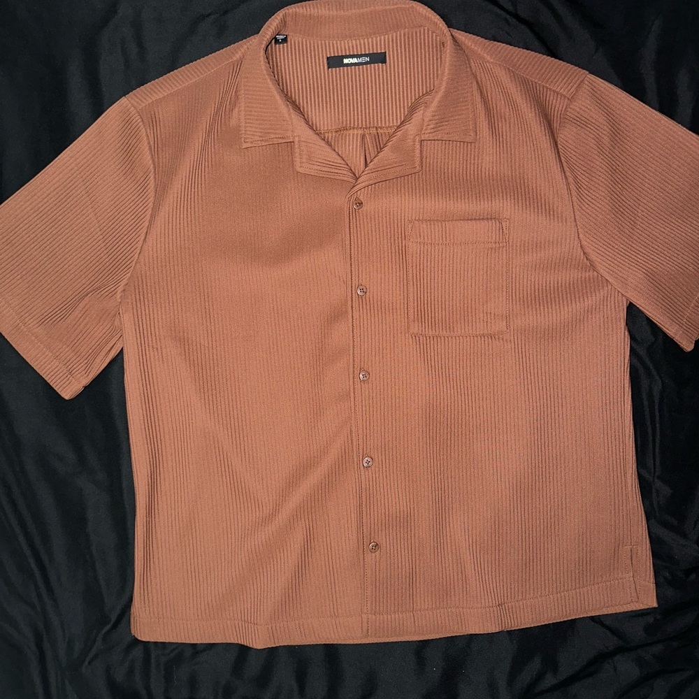 Fashion Nova Men's Rust Button Down Shirt
